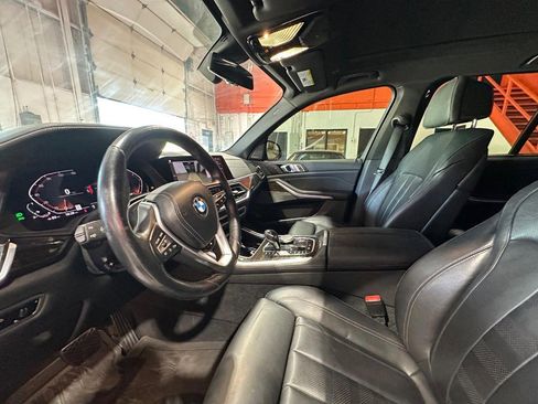 Used 2020 BMW X5 xDrive50i w/ Premium Package image 14