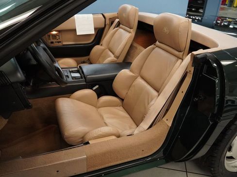Used 1993 Chevrolet Corvette Convertible RWD image 4
