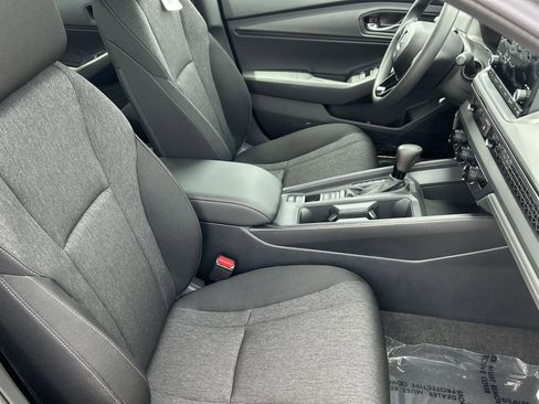 New 2025 Honda Accord SE image 8