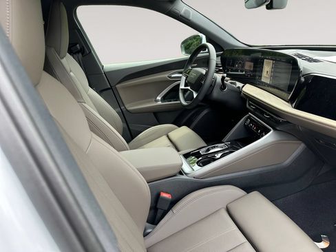 New 2026 Audi Q5 Premium Plus AWD/4WD image 15