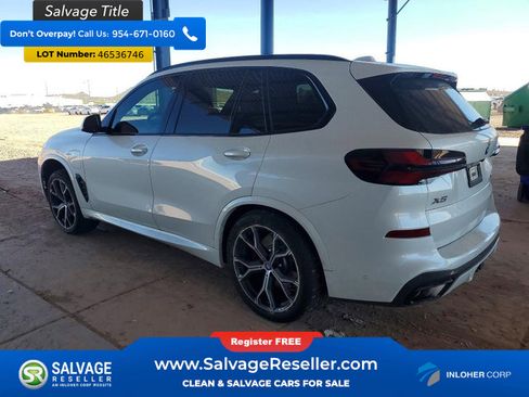 Used 2025 BMW X5 xDrive50e w/ M Sport Package image 3
