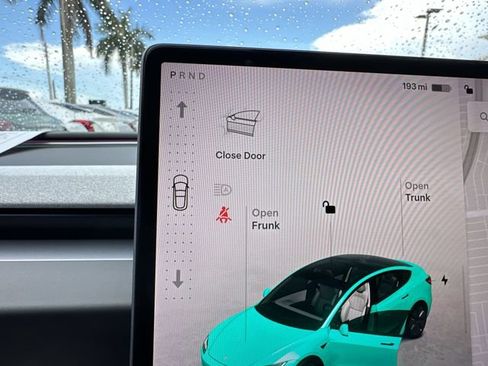 Used 2025 Tesla Model 3 Long Range RWD image 27