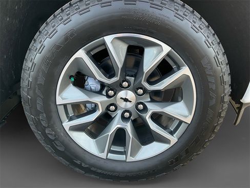 New 2025 Chevrolet Silverado 1500 RST image 14