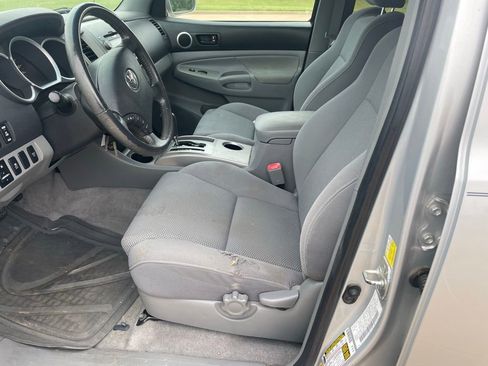 Used 2010 Toyota Tacoma 4x4 Double Cab image 9