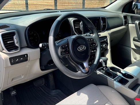 Used 2018 Kia Sportage LX w/ LX Technology Package AWD/4WD image 12