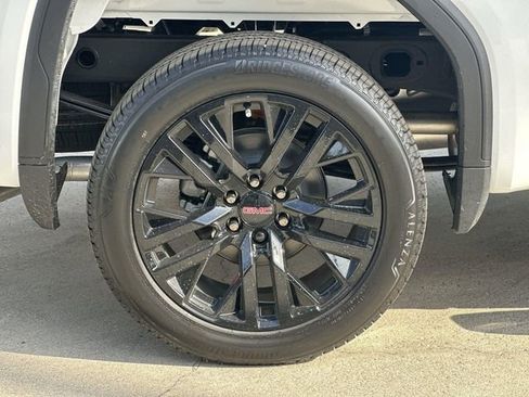 New 2026 GMC Sierra 1500 Elevation w/ LPO, Elevation Black Package RWD image 29