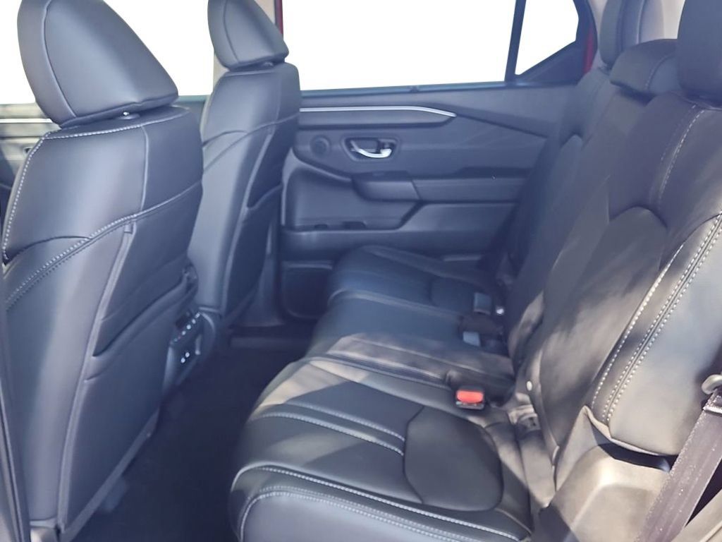 New 2026 Honda Pilot Touring image 24