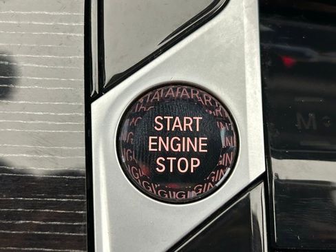 Used 2024 BMW X6 xDrive40i w/ Executive Package image 23