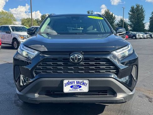 Used 2025 Toyota RAV4 XLE AWD/4WD image 31