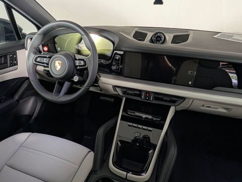 New 2026 Porsche Cayenne AWD/4WD image 22