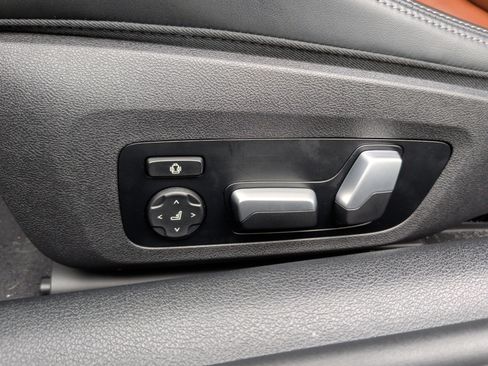 Certified 2023 BMW M850i xDrive Coupe image 28