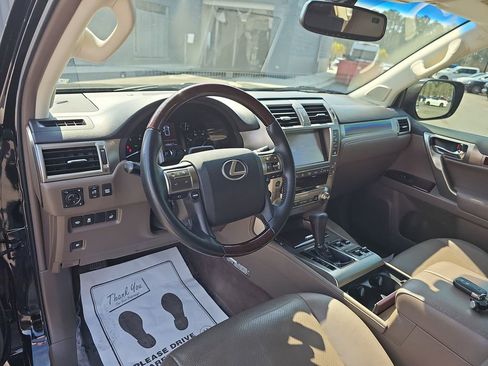 Used 2019 Lexus GX 460 Luxury image 21