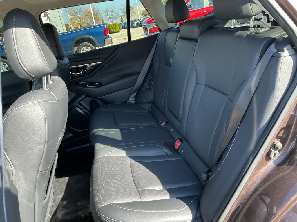 Used 2022 Subaru Outback Limited AWD/4WD image 27
