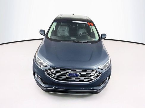 Used 2019 Ford Edge Titanium w/ Equipment Group 301A AWD/4WD image 13