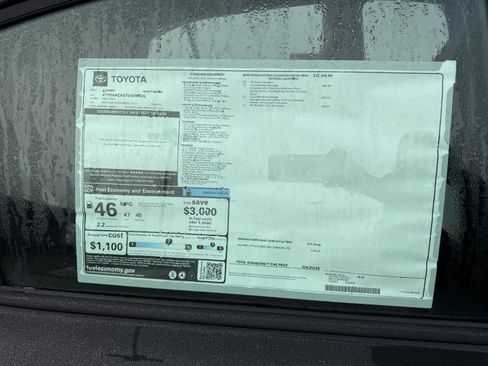 New 2026 Toyota Camry Hybrid image 12