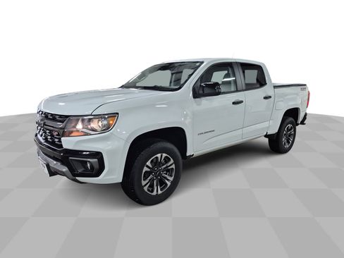 Used 2021 Chevrolet Colorado Z71 w/ Safety Package AWD/4WD image 1