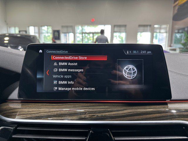 Used 2018 BMW 540i RWD image 64