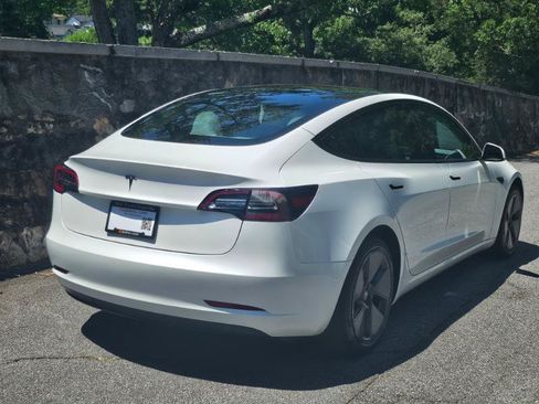 Used 2023 Tesla Model 3 Standard Range RWD image 10