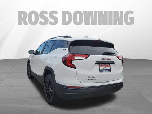Certified 2024 GMC Terrain SLE w/ Elevation Edition FWD image 7