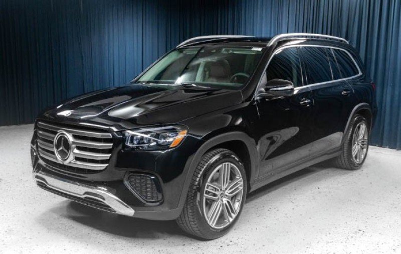 Certified 2026 Mercedes-Benz GLS 450 4MATIC image 1
