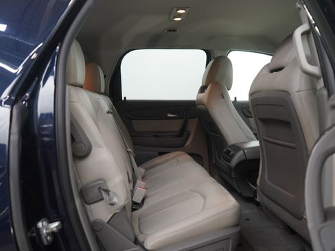 Used 2017 GMC Acadia Limited SLT image 13