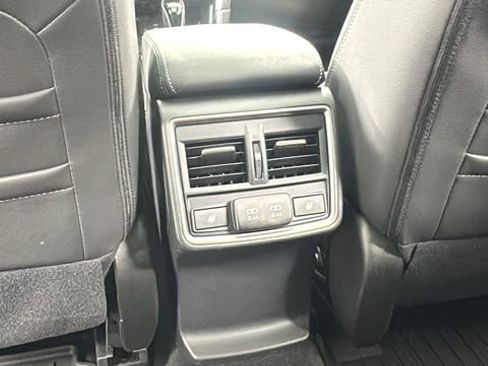 Certified 2022 Subaru Forester Touring w/ Popular Package #3 image 42