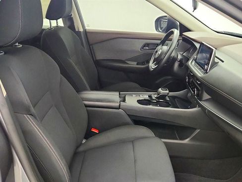 Used 2023 Nissan Rogue S FWD image 23