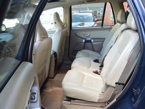 Used 2014 Volvo XC90 3.2 w/ Climate Package image 37