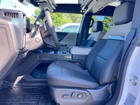 New 2026 GMC Hummer EV 4x4 Crew Cab image 11