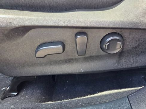 Used 2023 Subaru Forester Premium AWD/4WD image 19