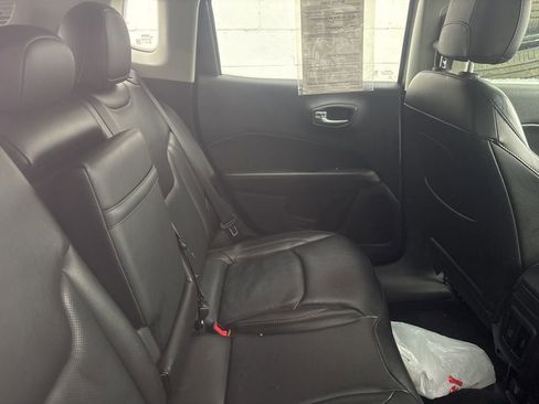 Certified 2018 Jeep Compass Limited image 13