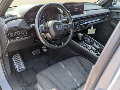 Certified 2025 Honda Accord Sport image 11