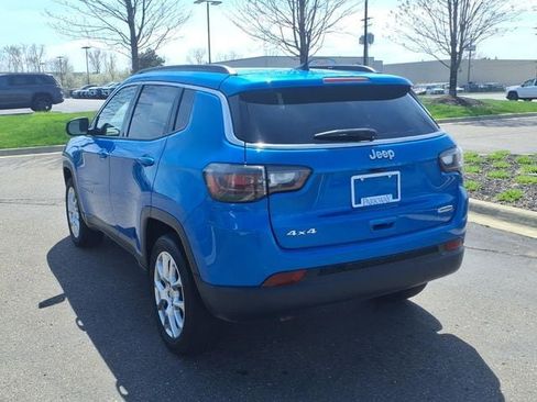 Certified 2023 Jeep Compass Latitude w/ Sun and Sound Group AWD/4WD image 6