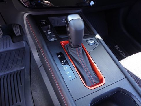 Certified 2025 Nissan Kicks SR AWD/4WD image 18