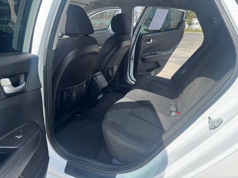 Used 2016 Kia Optima LX image 8