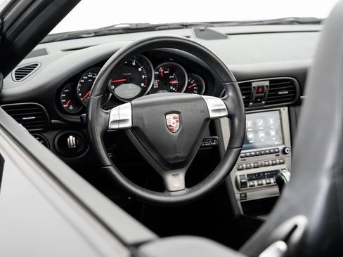 Used 2006 Porsche 911 Carrera image 9
