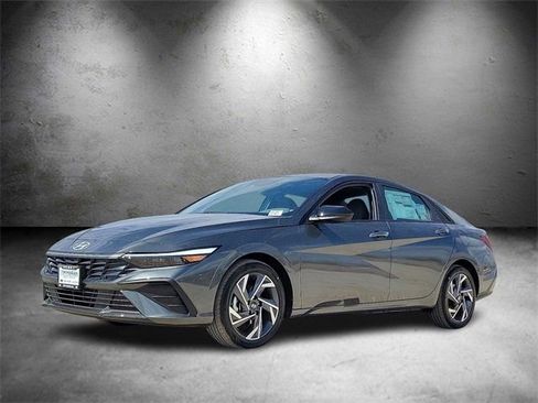 New 2025 Hyundai Elantra Sport w/ Cargo Package image 5