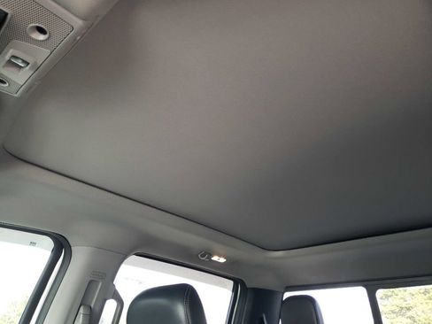 Used 2020 Ford F250 Lariat image 13