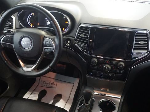 Used 2019 Jeep Grand Cherokee Limited AWD/4WD image 32