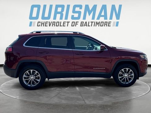 Used 2019 Jeep Cherokee Latitude Plus AWD/4WD image 7