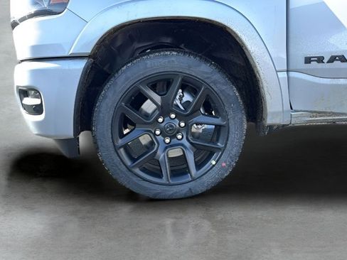 New 2026 RAM 1500 Laramie AWD/4WD image 9