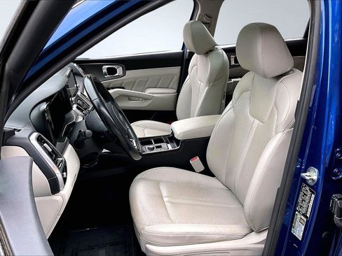 Used 2021 Kia Sorento SX image 26