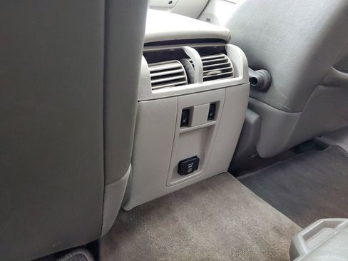 Used 2009 Jeep Grand Cherokee Limited w/ Quadra-Drive II 4X4 Group image 29