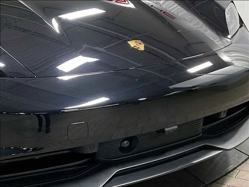 Used 2025 Porsche Taycan image 33