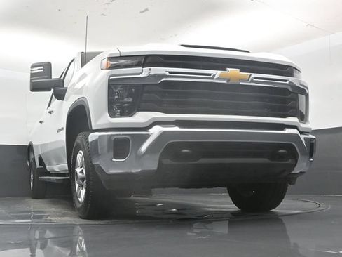 Used 2026 Chevrolet Silverado 2500 LT AWD/4WD image 57