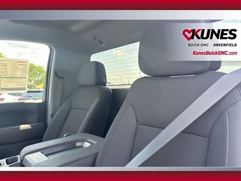 New 2025 GMC Sierra 3500 Pro image 17