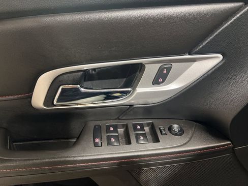 Used 2015 GMC Terrain SLE image 9