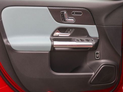 New 2026 Mercedes-Benz GLA 250 image 18