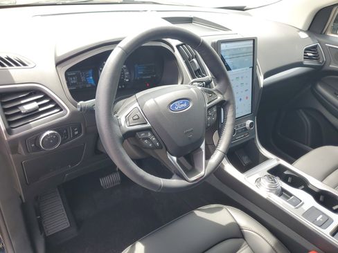 Used 2024 Ford Edge SEL w/ Convenience Package AWD/4WD image 13
