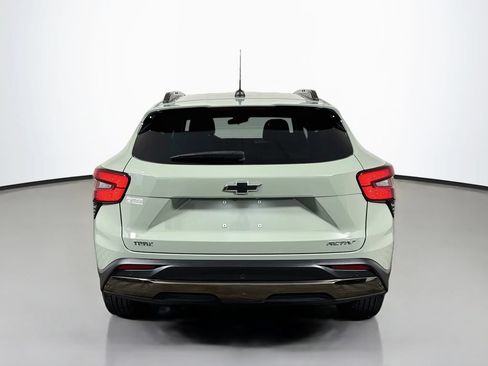 Used 2025 Chevrolet Trax ACTIV w/ Driver Confidence Package FWD image 7